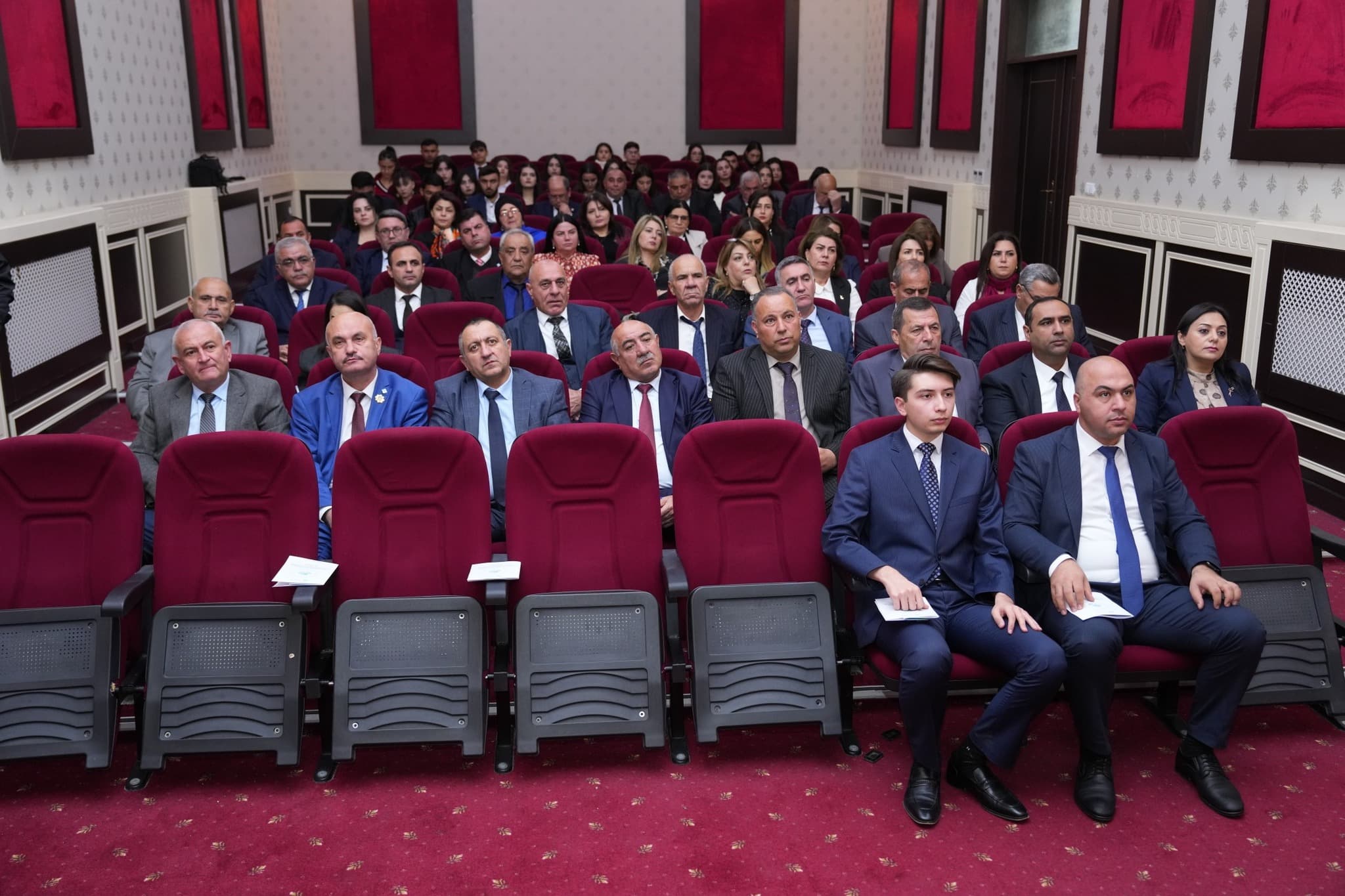 Tələbə Elmi Cəmiyyətinin yeni loqosu və veb-saytının təqdimatı mərasimi keçirilib